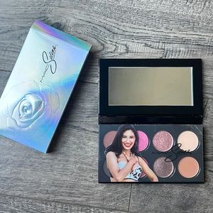 MAC Selena eyeshadow palette